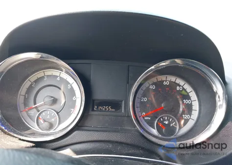 2017 Dodge Grand Caravan Sxt z USA, uszkodzony, nr VIN 2C4RDGCG8HR814749